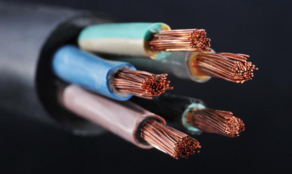 【太阳GG电缆】两根2.5平方电线拧在一起即是5平方电线吗？